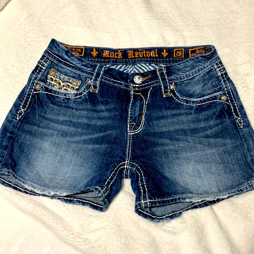 Rock Revival Short